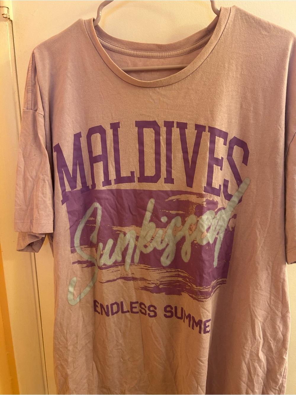 Maldives Sun-kissed Graphic Tee - Dusty Mauve